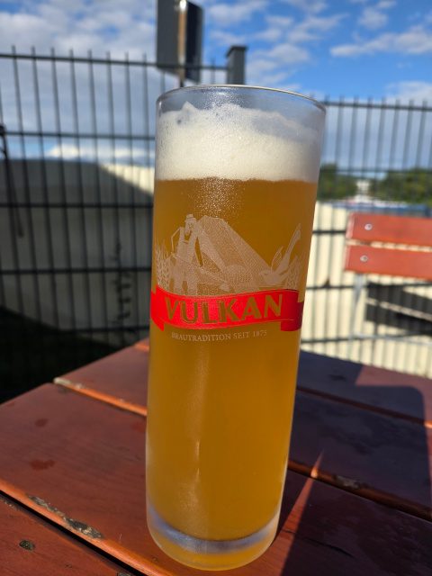 Vulkan Bräu Helles
