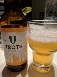Trots Blond