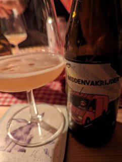 Hedonis Middenvakrijder